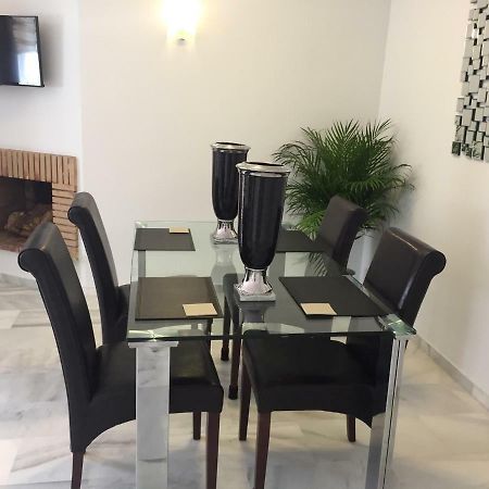 Beautiful 2 Bedroom Apartment @ Puerto Banus! Марбелья Экстерьер фото