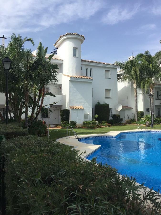 Beautiful 2 Bedroom Apartment @ Puerto Banus! Марбелья Экстерьер фото